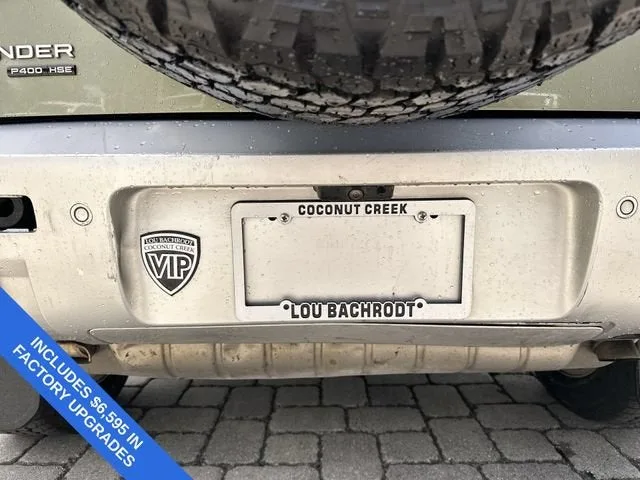2020 Land Rover Defender HSE photo 13