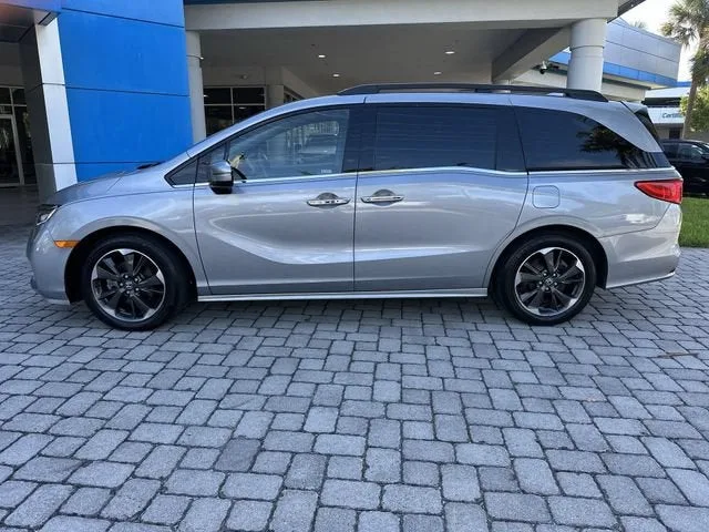 2024 Honda Odyssey Elite photo 32