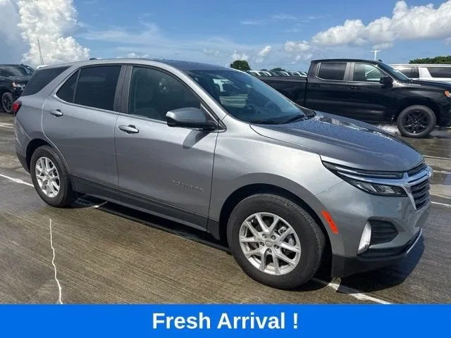 2023 Chevrolet Equinox LT photo 12