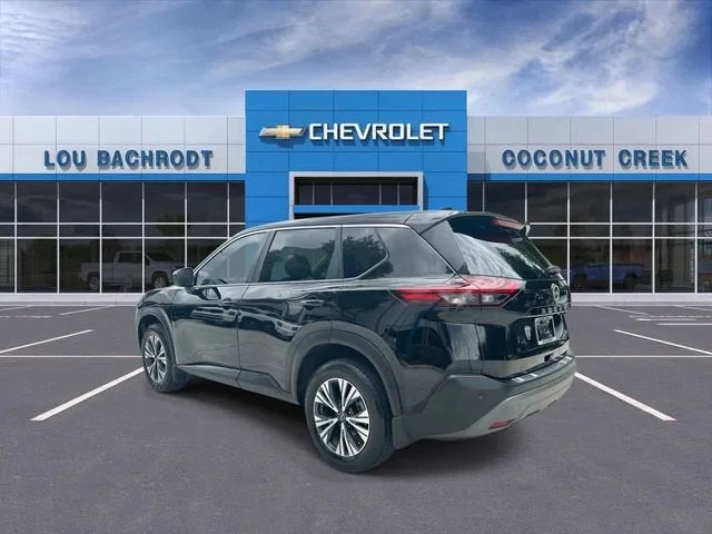 2023 Nissan Rogue SV photo 6
