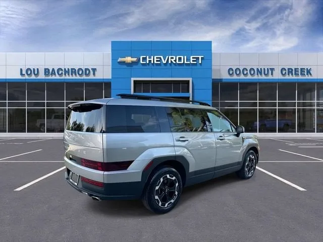 2025 Hyundai Santa Fe SEL photo 8