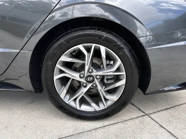 2023 Hyundai Sonata SEL photo 11