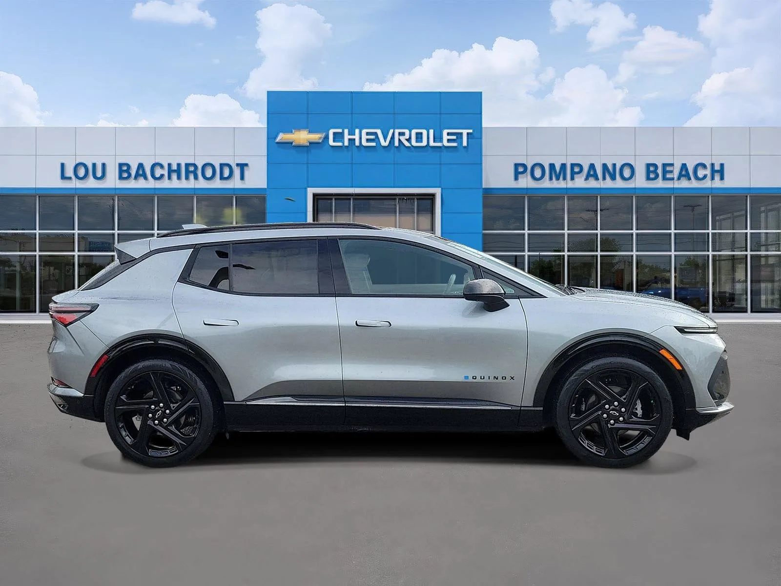 2024 Chevrolet Equinox EV RS photo 2