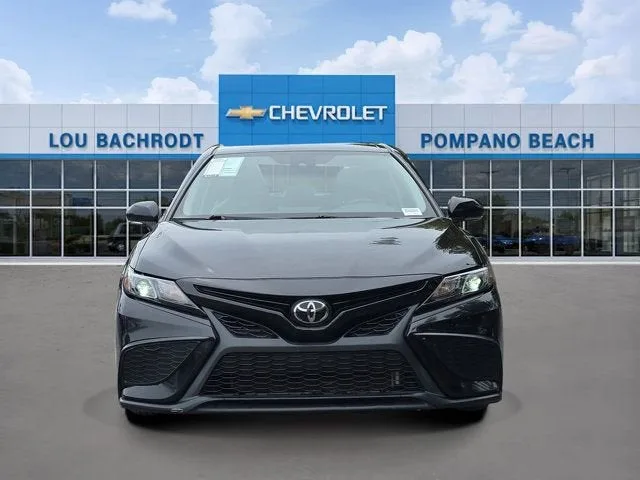 2023 Toyota Camry SE photo 2