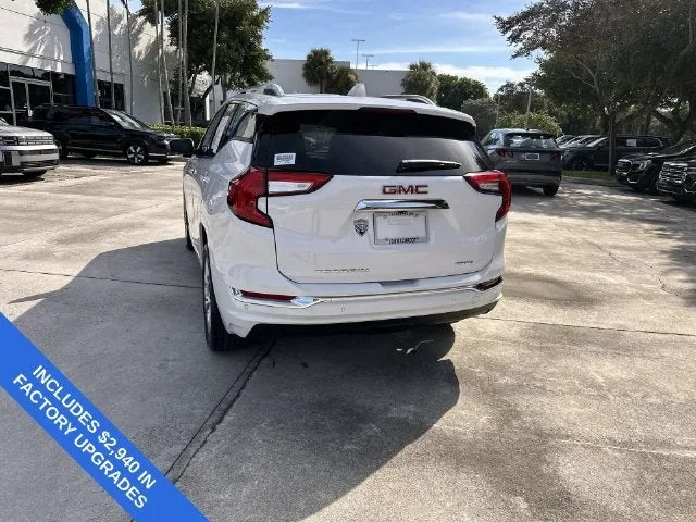 2024 GMC Terrain Denali photo 35
