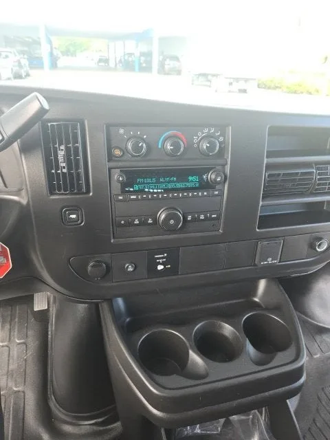 2025 Chevrolet Express Cargo WT photo 24