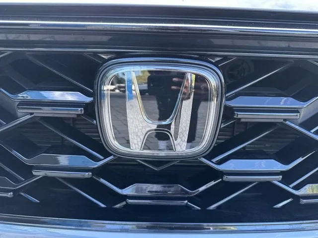 2025 Honda CR-V Hybrid Sport-L photo 10
