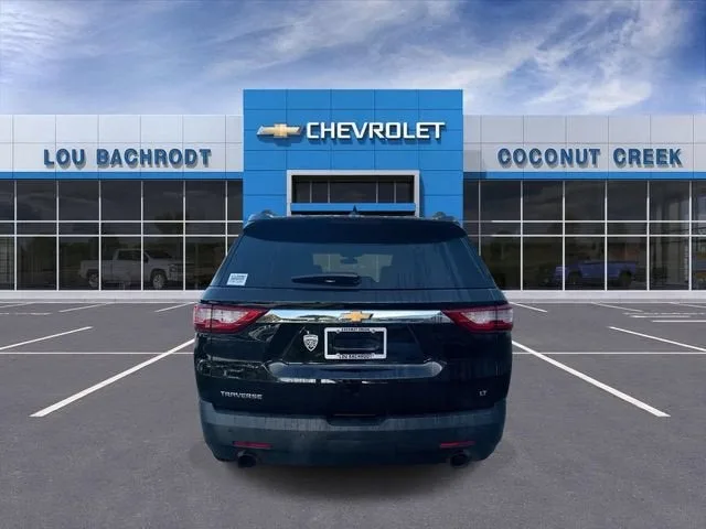 2021 Chevrolet Traverse LT Leather photo 7