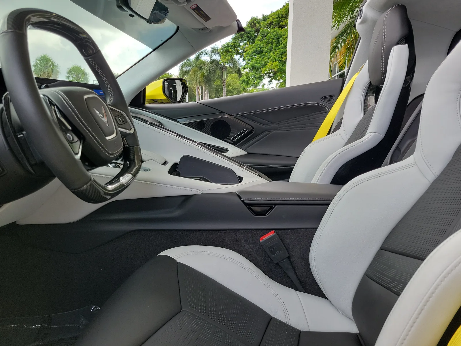 2023 Chevrolet Corvette Z06 3LZ photo 13