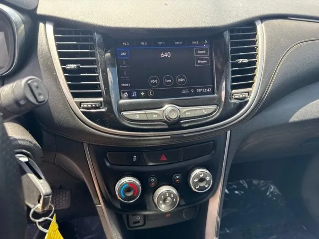 2020 Chevrolet Trax LS photo 7