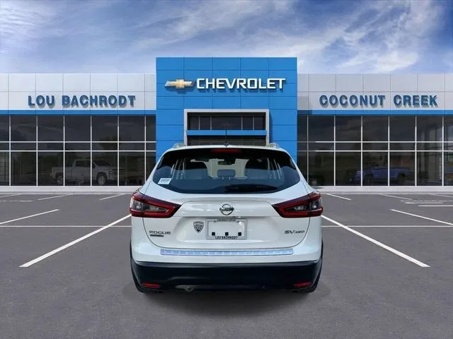 2022 Nissan Rogue Sport SV photo 7