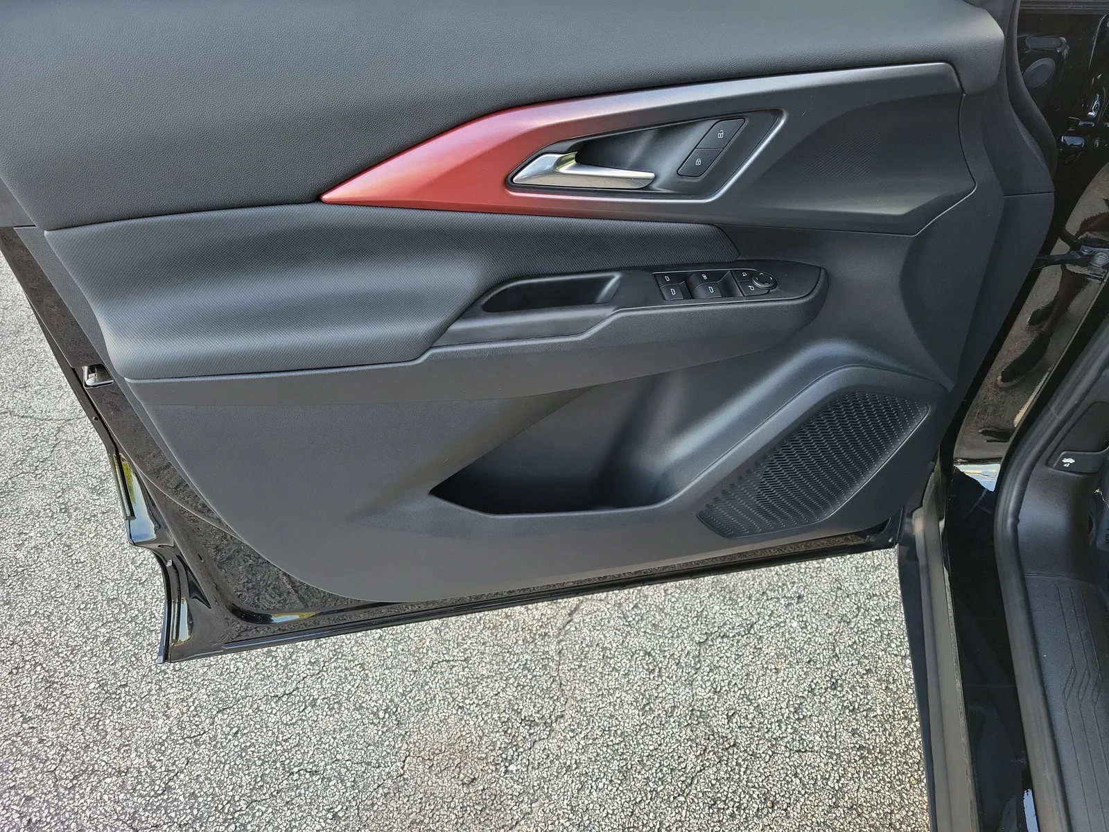 2024 Chevrolet Equinox EV RS photo 23