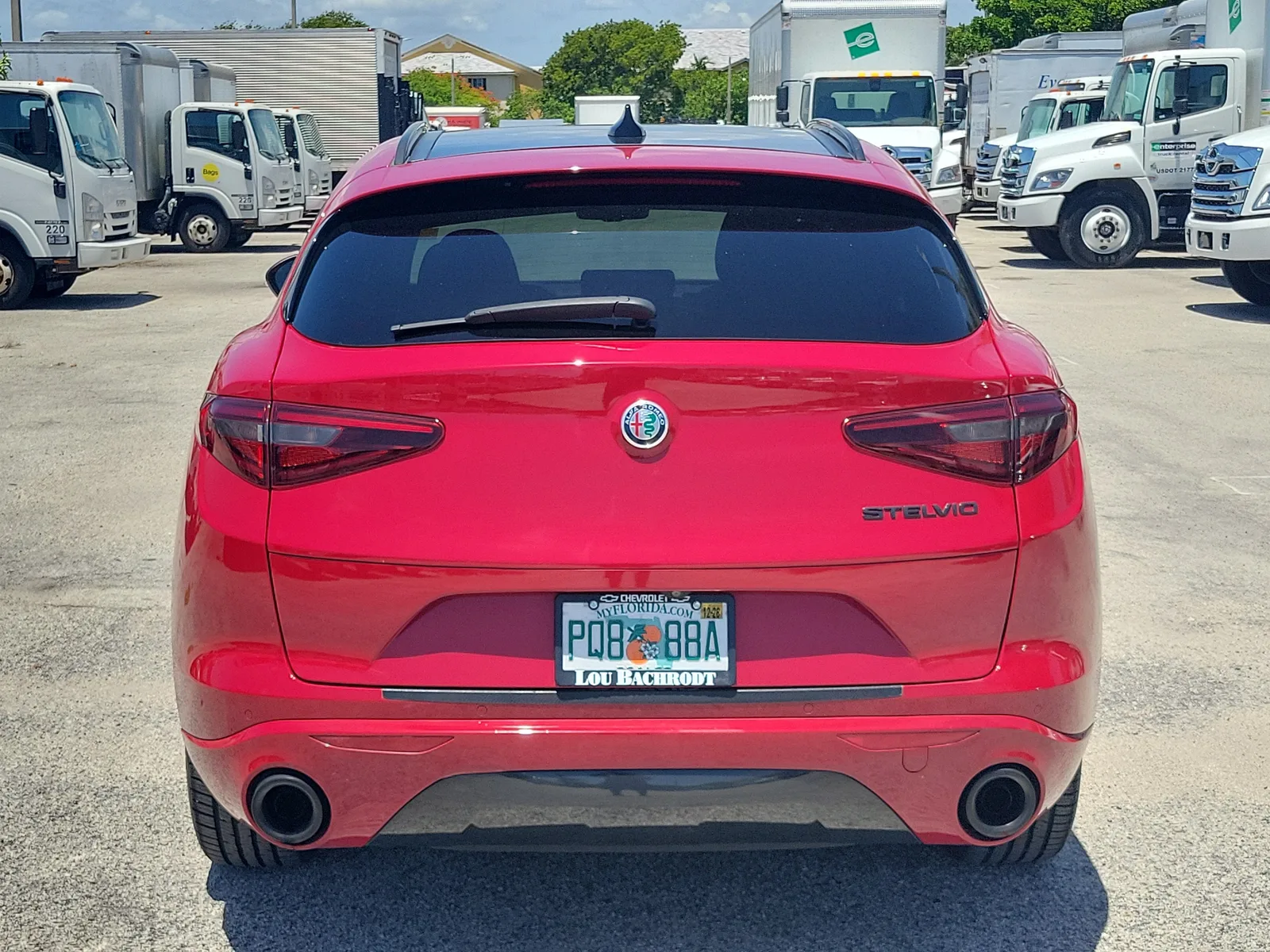 2020 Alfa Romeo Stelvio Sport photo 4