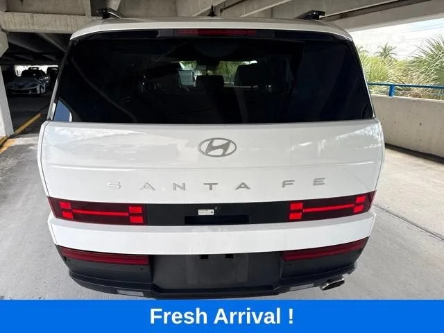 2025 Hyundai Santa Fe SEL photo 18