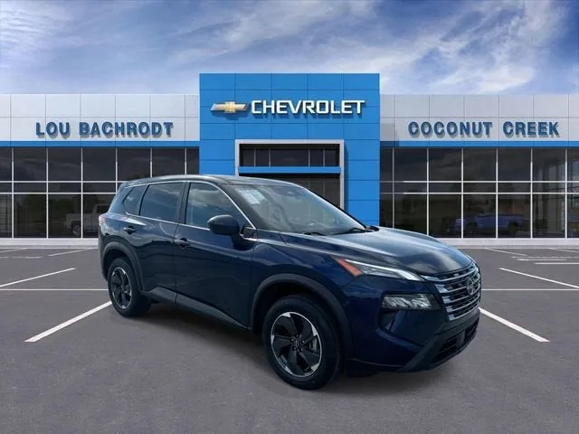 2024 Nissan Rogue SV photo 2
