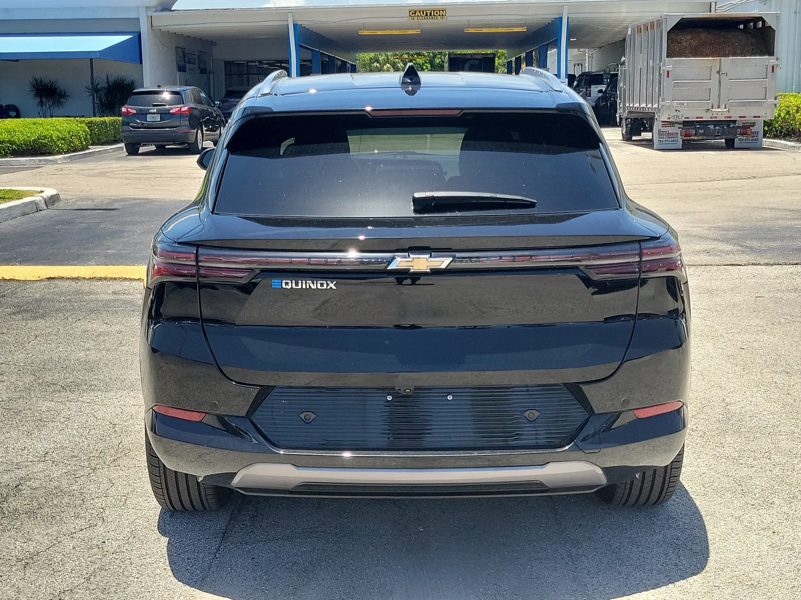 2024 Chevrolet Equinox EV 2LT photo 4