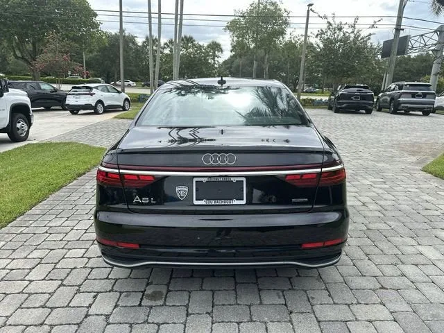 2023 Audi A8 4DR L QTRO 55 TFS photo 34