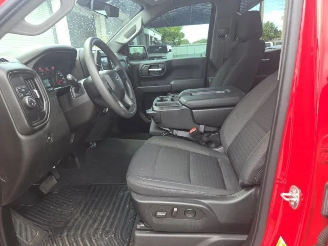2022 Chevrolet Silverado 1500 Custom photo 13
