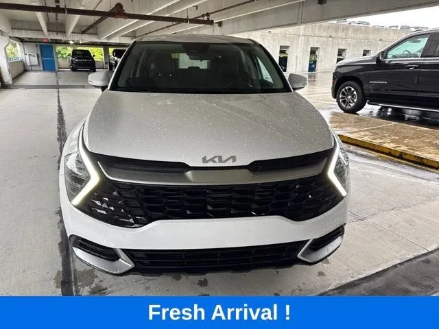 2024 Kia Sportage EX photo 19