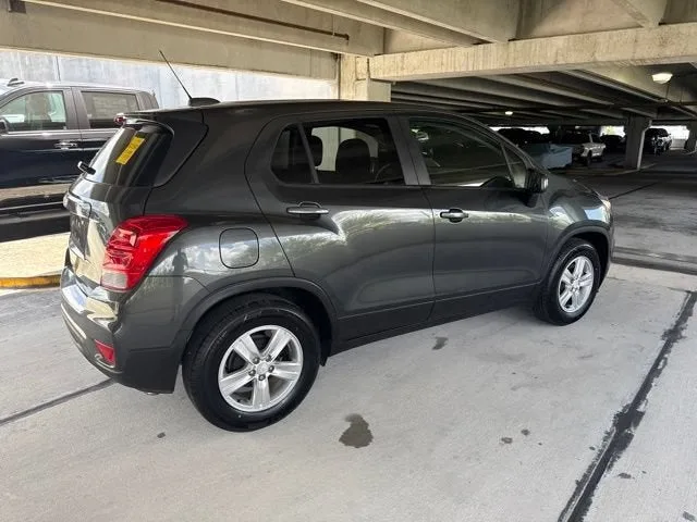 2020 Chevrolet Trax LS photo 16