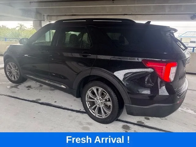 2022 Ford Explorer XLT photo 16