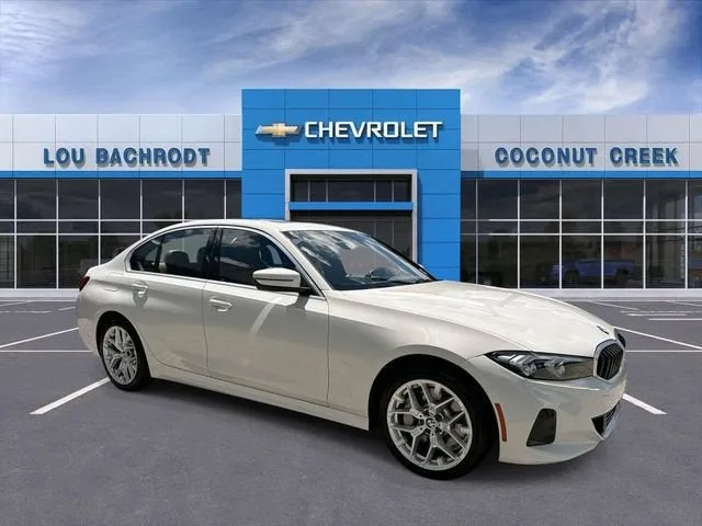 2025 BMW 3 Series 330i photo 2