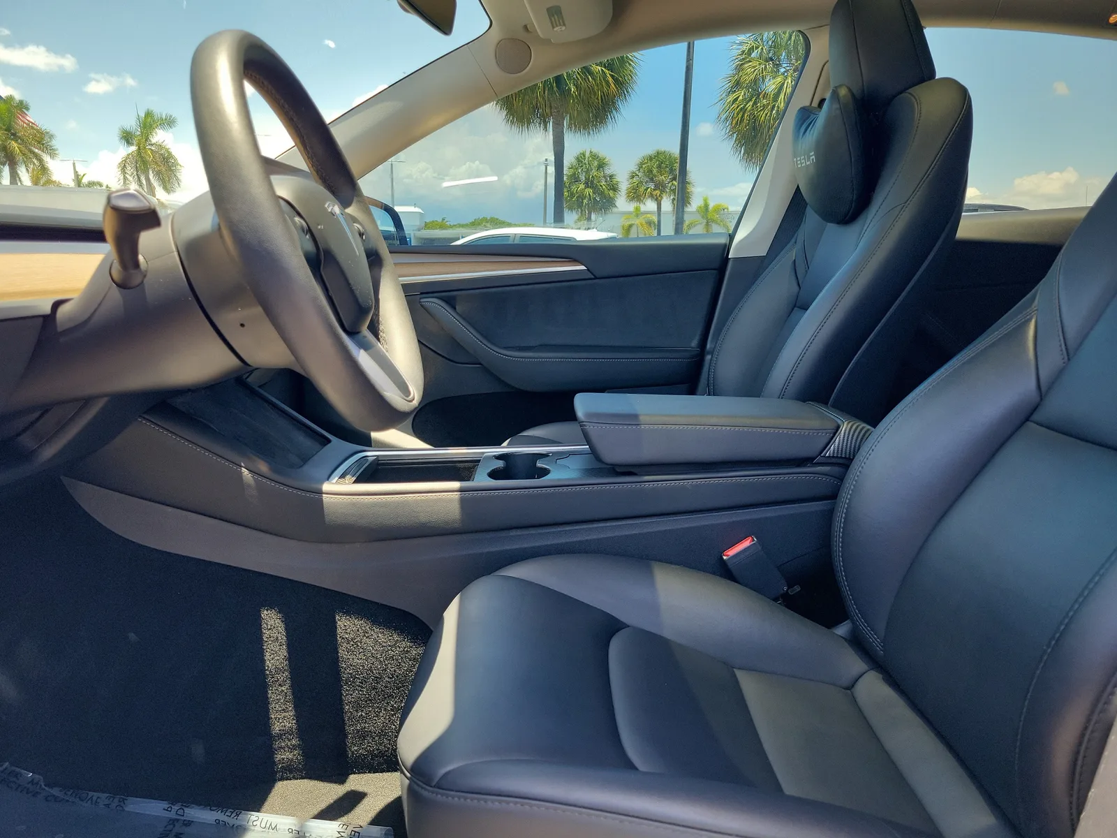 2023 Tesla Model Y Performance photo 21