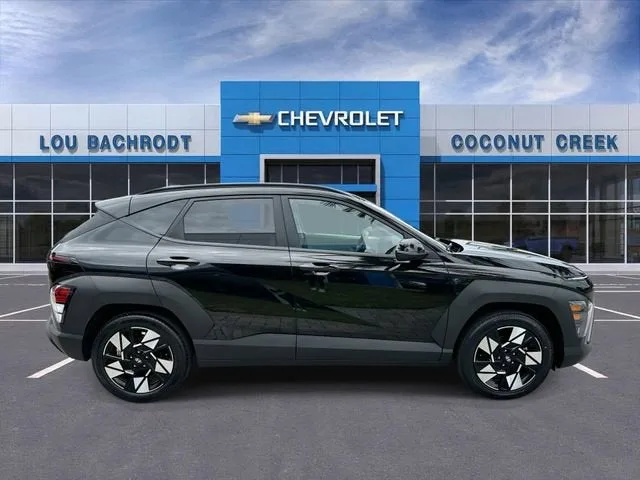 2025 Hyundai Kona SEL photo 9