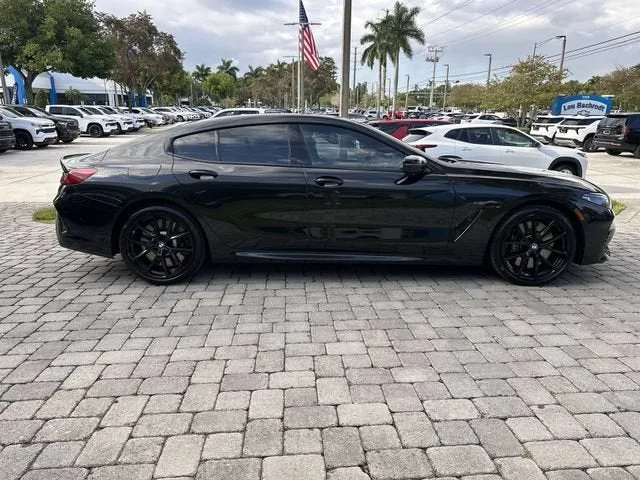 2024 BMW 8 Series M850i photo 14