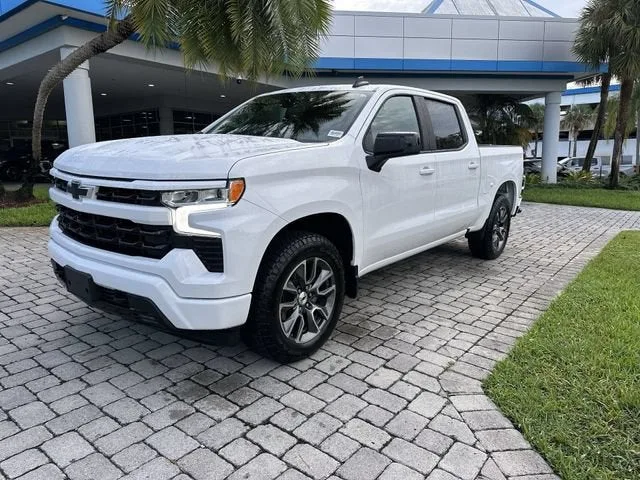 2023 Chevrolet Silverado 1500 RST photo 21