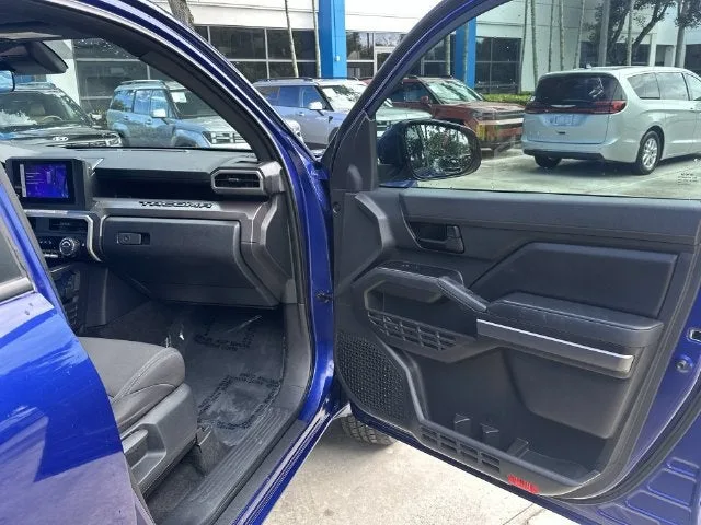 2025 Toyota Tacoma 2WD SR5 photo 23