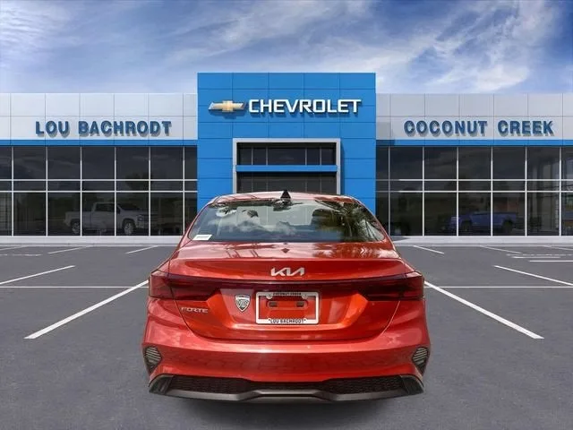 2024 Kia Forte LXS photo 7