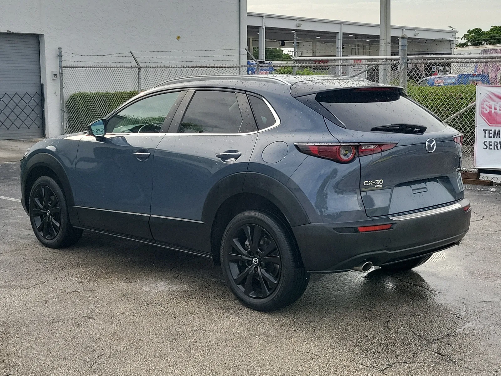 2023 Mazda CX-30 2.5 S Carbon Edition photo 5