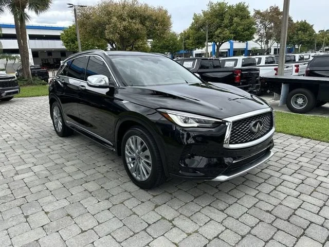 2023 INFINITI QX50 LUXE photo 16