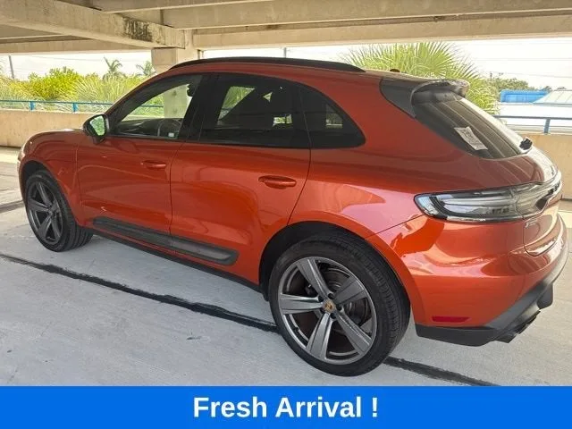 2024 Porsche Macan 4DR AWD photo 17