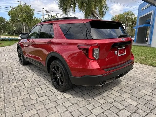 2023 Ford Explorer ST-Line photo 33