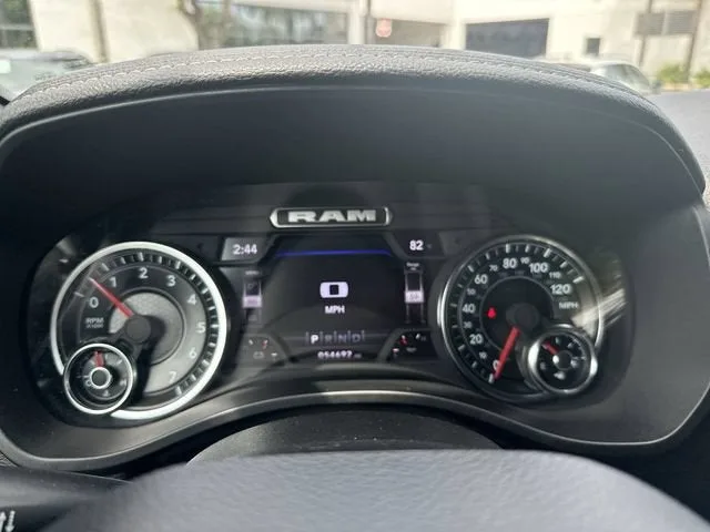 2024 RAM 1500 Laramie photo 26