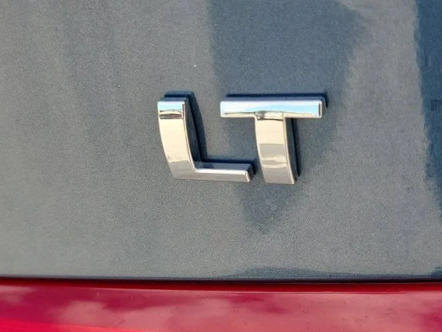 2025 Chevrolet Malibu 1LT photo 12