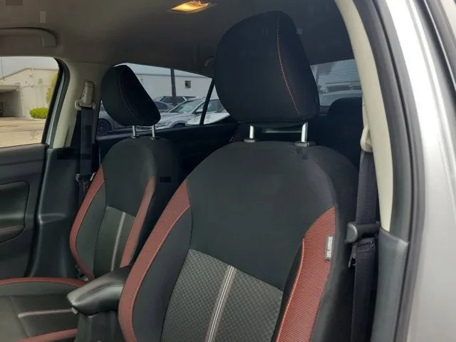 2025 Nissan Versa SR photo 19