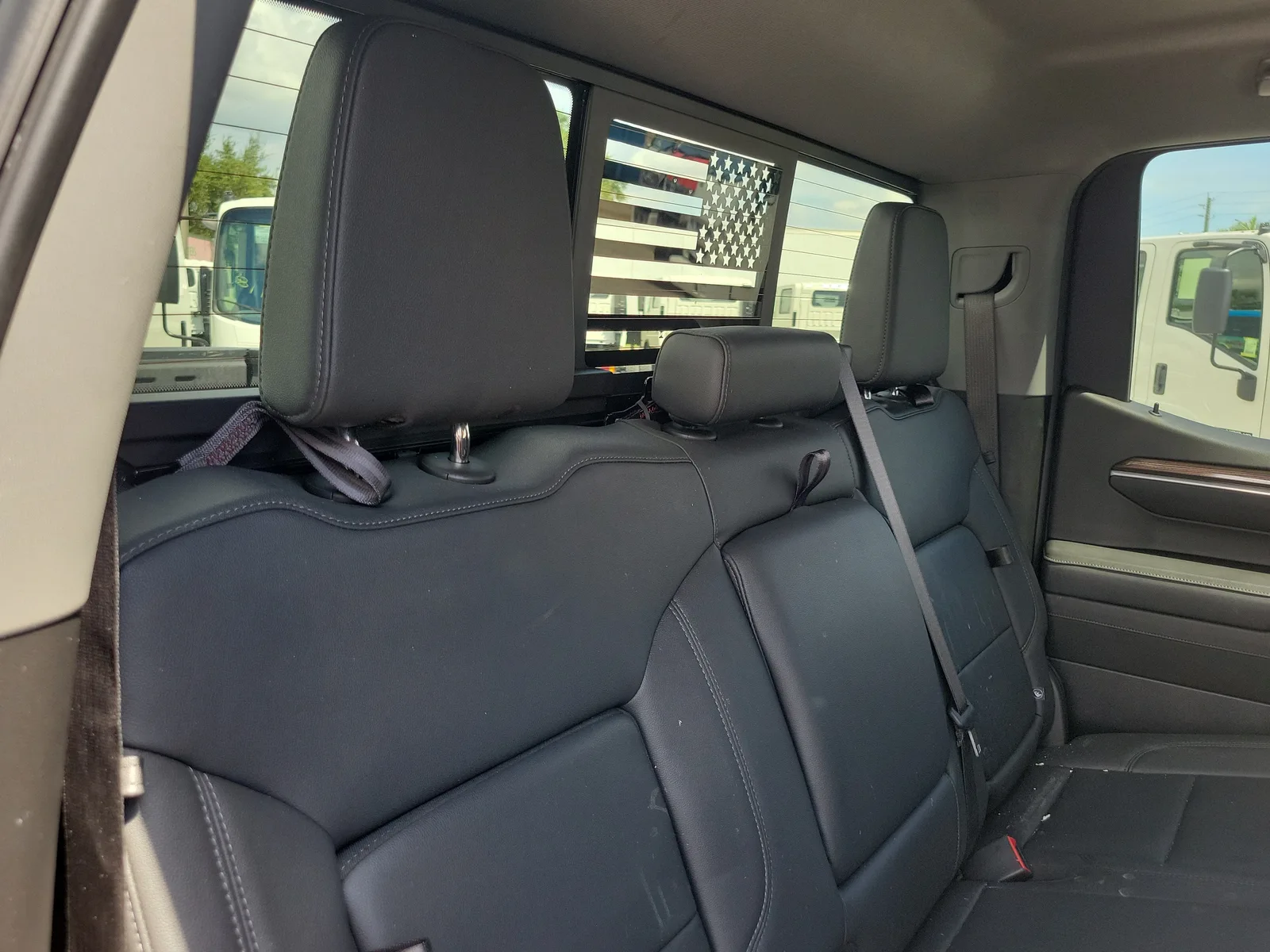 2025 Chevrolet Silverado 1500 RST photo 7