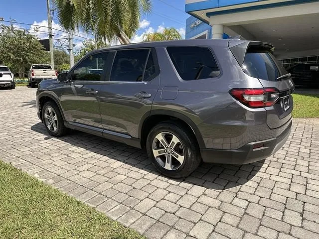2025 Honda Pilot EX-L photo 33