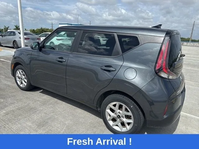 2024 Kia Soul LX photo 14