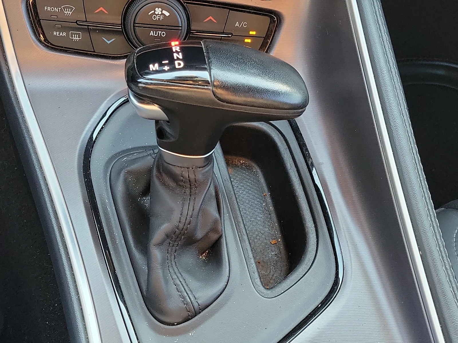 2019 Dodge Challenger R/T photo 22