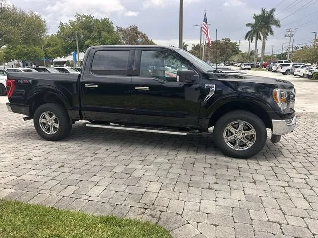 2023 Ford F-150 XL photo 14