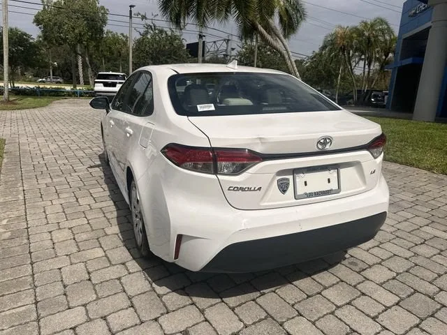 2024 Toyota Corolla LE photo 34