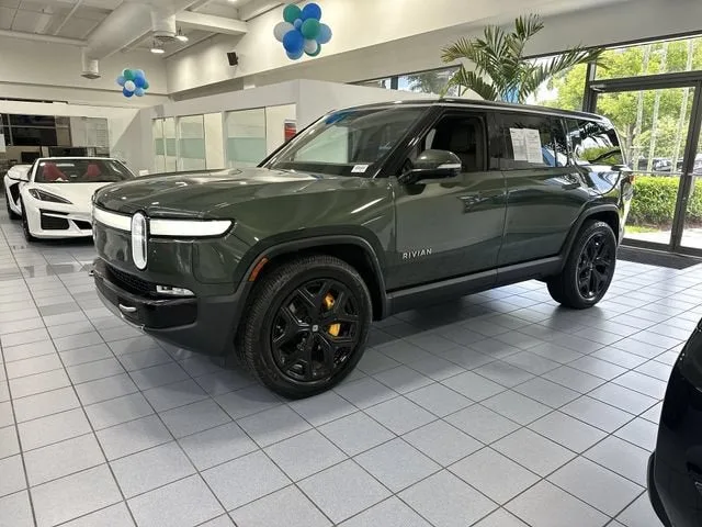 2023 RIVIAN R1S Adventure photo 20