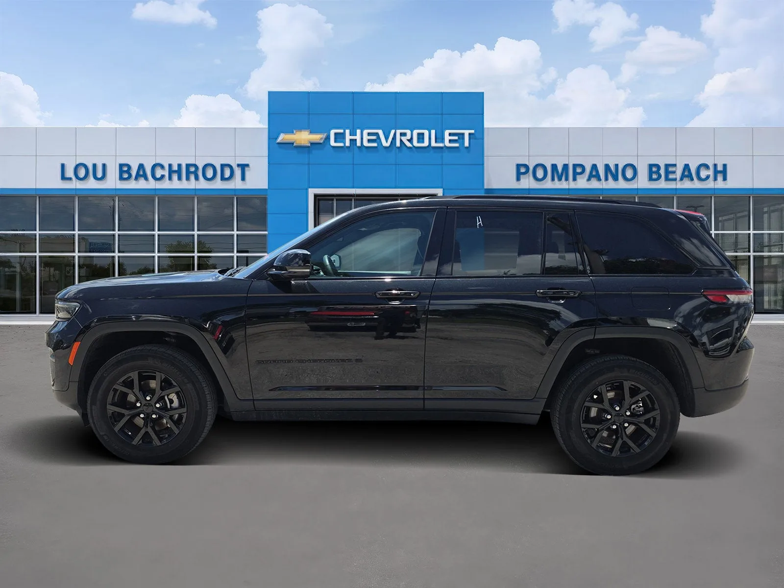 2024 Jeep Grand Cherokee Altitude photo 4