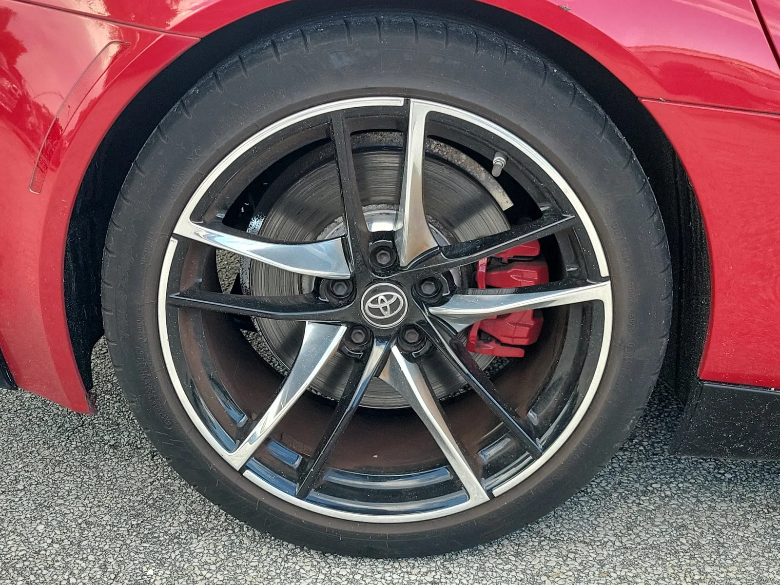 2022 Toyota GR Supra 3.0 photo 2