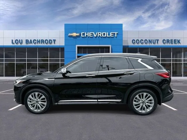 2023 INFINITI QX50 LUXE photo 5
