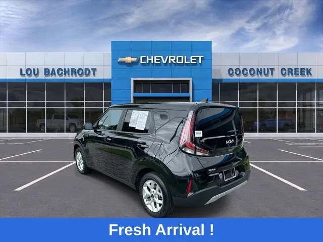 2024 Kia Soul LX photo 6